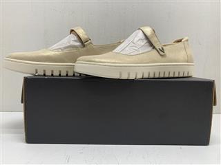 Vionic Uptown Mary Jane in Gold Size 10M Womens Chunky Platform Shoes